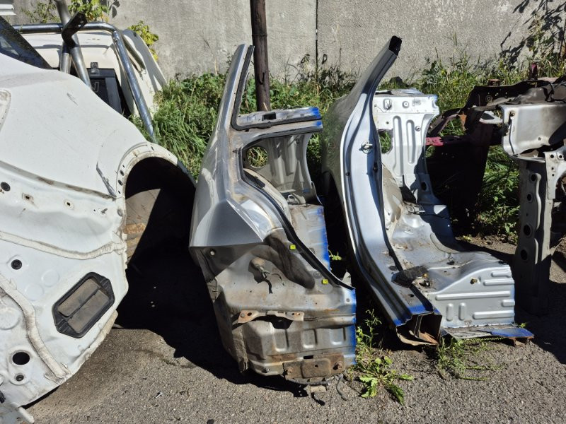 Четверть автомобиля задняя левая Mitsubishi Lancer 9 1.6 БЕНЗИН 4G18 2003 (б/у) Киев - изображение 3