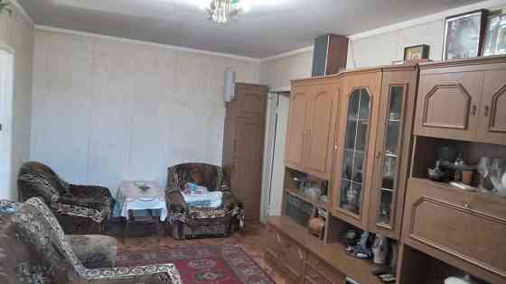 Продам 4-комн. 5/5, пр. Небесной сотни Одеса