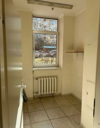 Микільсько-Слобідська вул 6, приміщення 71м Киев