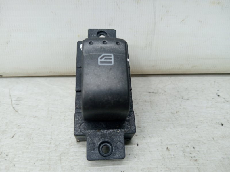 Кнопка стеклоподъемника SsangYong Korando 2010-2019 8582034000HDV (Арт. 61349) Київ - зображення 1