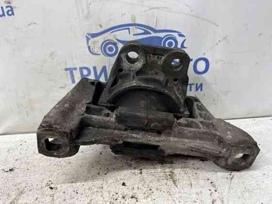 Подушка ДВС Ford Kuga 2011-2019 1681062 (Арт. 79498) Киев