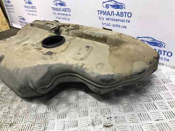 Бак топливный пластик Toyota Avensis T25 1.8 БЕНЗИН 1ZZFE 2002 (б/у) Киев