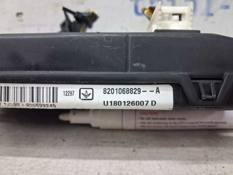 Блок комфорта Dacia Duster 2010-2017 8201068829 (Арт. 63012) Киев - изображение 4