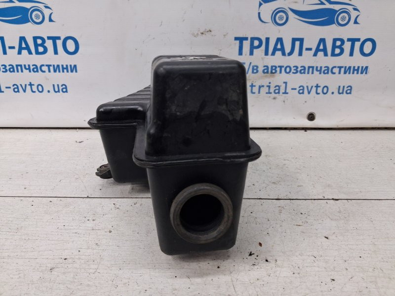 Резонатор воздушного фильтра SsangYong Korando C200 2.0 DIESEL D20DT 2010 (б/у) Киев - изображение 2