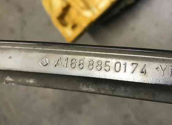 Бу молдинг переднего бампера Mercedes Benz W168, A1688850174 Кропивницкий
