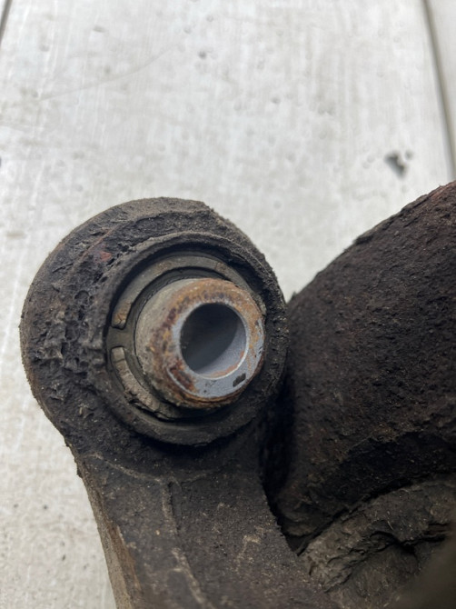 Цапфа задняя правая со ступицей Hyundai Santa fe CM 2.2 DIESEL D4HB 2005 (б/у) Киев - изображение 3