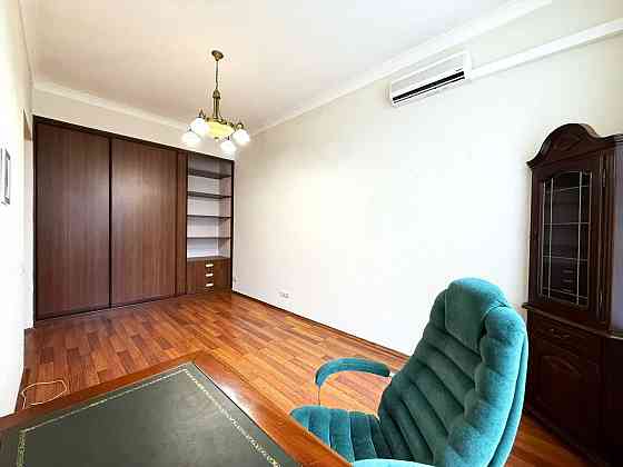 продажа 3-к квартира Киев, Печерский, 250000 $ Киев