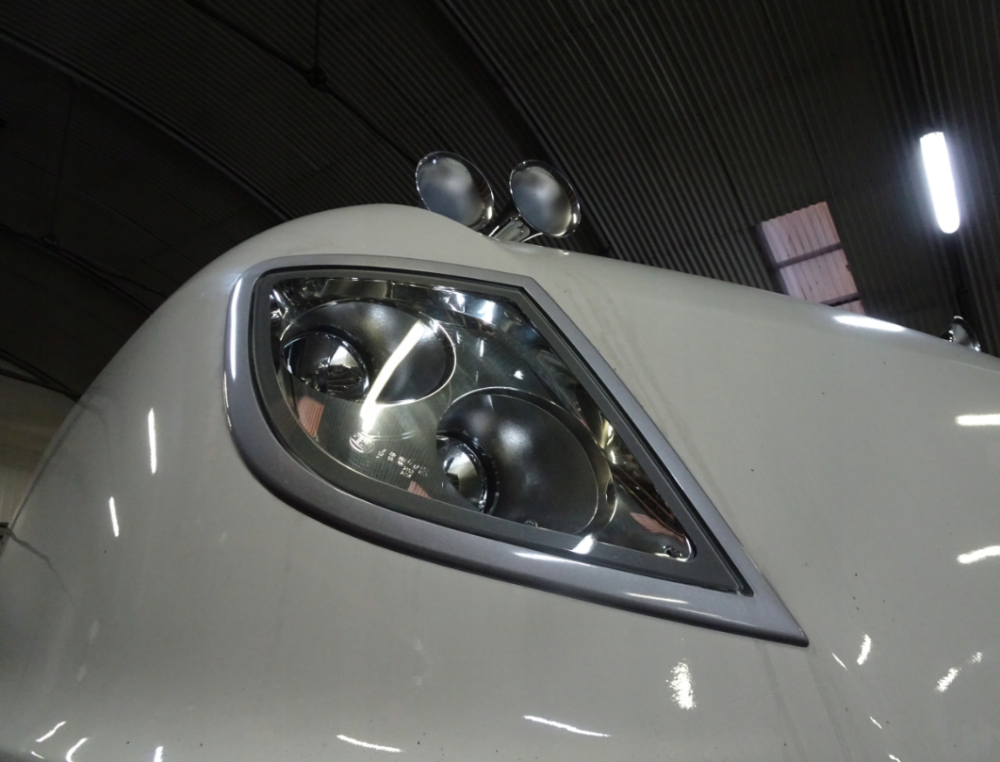 1784822 Фара противотуманная верхняя левая DAF XF 106 Euro 6 Львов - изображение 2