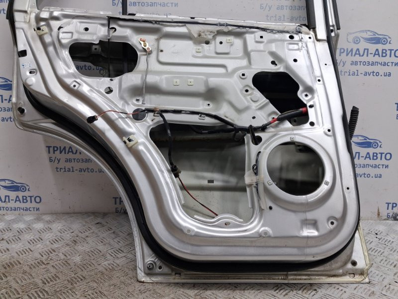 Дверь задняя левая Kia Sorento BL 2.5 DIESEL D4CB 2002 (б/у) Киев - изображение 10