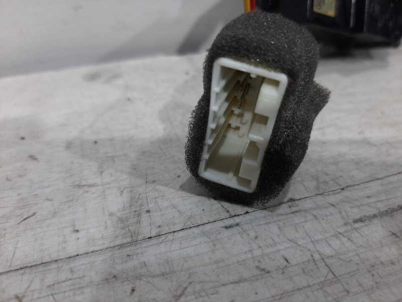 Кнопки управления круйз контролем SsangYong Kyron DJ 2.0 DIESEL D20DT 2005 (б/у) Київ - зображення 3