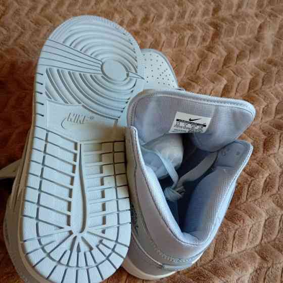 Новые кроссовки мужские демисезонные Nike air Jordan 1 retro SILVER WHITE кожа В'етнам Вінниця