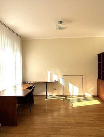 Березняки, вул Амвросія Бучми 5, офіс 22м Киев