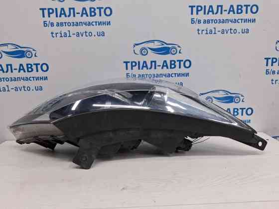 Фара правая галоген Kia Sportage SL 1.7 DIESEL D4FD 2010 (б/у) Киев