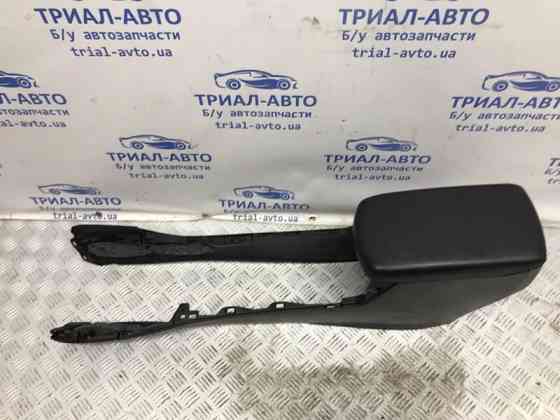 Подлокотник Toyota RAV 4 2012-2018 5890142110C0 (Арт. 57801) Київ