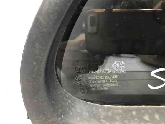 Стекло двери задней правой (форточка) Kia Sorento 2002-2011 835713E010 (Арт. 58464) Київ
