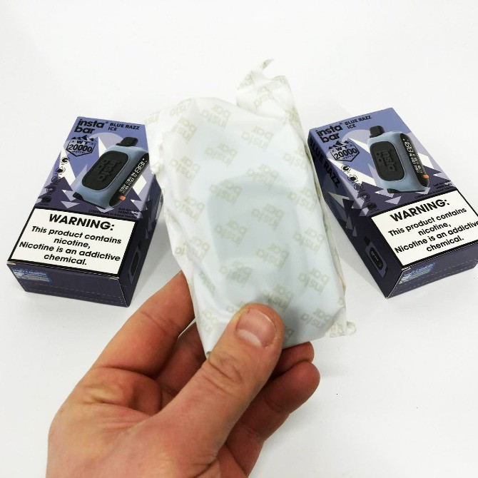 • Синя малина з льодом • Сигарета InstaBar WT 20000 тяг Київ - зображення 3