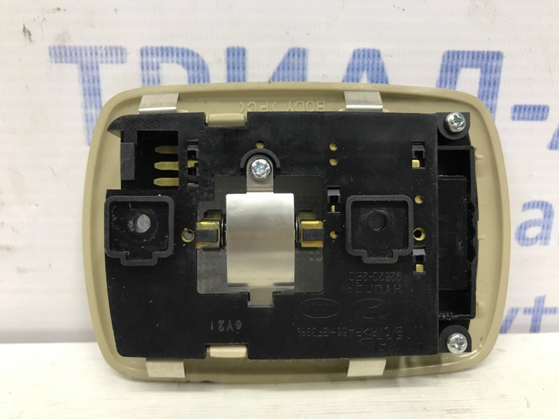 Плафон задний Hyundai Santa fe CM 2.7 БЕНЗИН G6EA 2005 (б/у) Киев - изображение 2