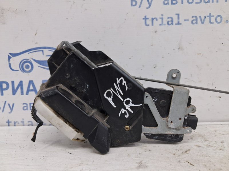 Замок двери задний правый Mitsubishi Pajero Wagon 3 3.2 ДИЗЕЛЬ 4M41 1999 (б/у) Киев - изображение 2