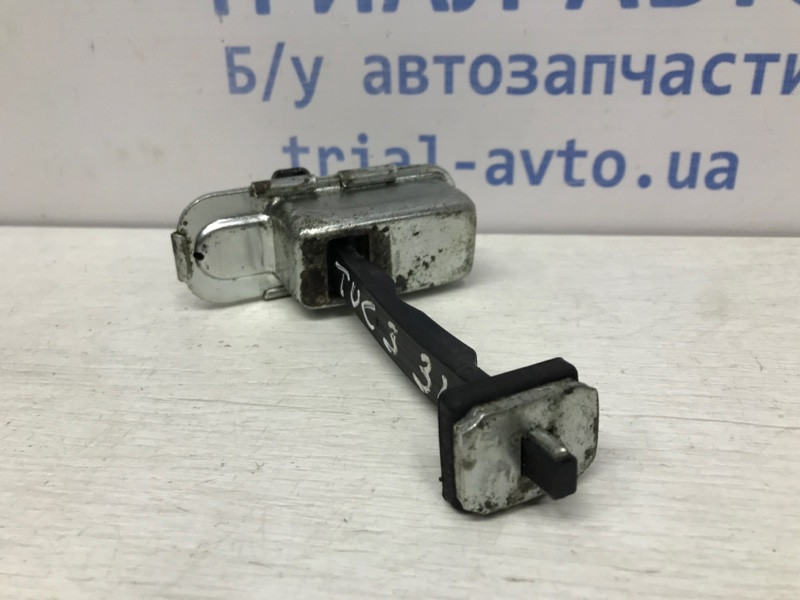 Ограничитель двери задний левый Hyundai Tucson TL 1.7 DIESEL D4FD 2015 (б/у) Київ - зображення 3