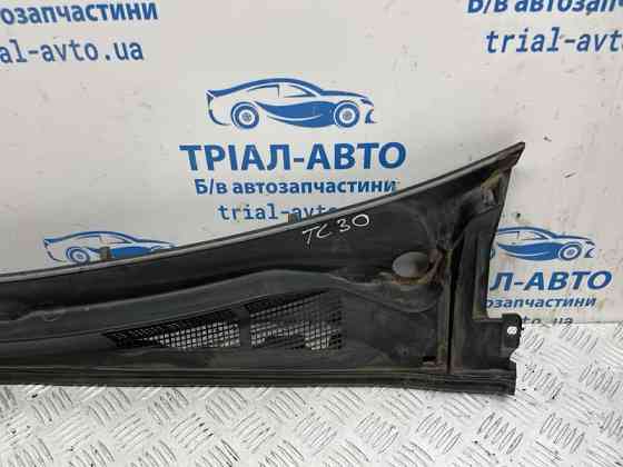 Дефлектор дворников Toyota Camry 2001-2006 5570033200 (Арт. 81141) Киев