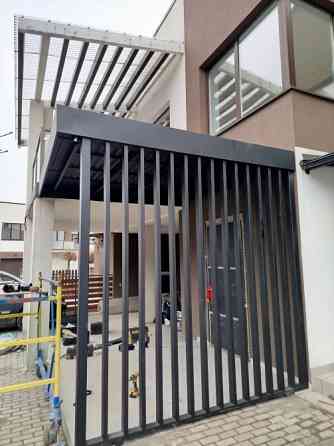 Виготовлення металевих козирків і навісів Ровно