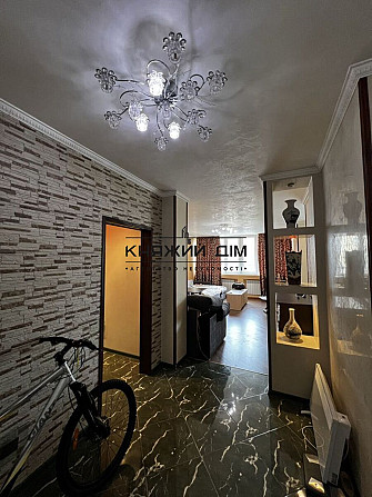 Продаж 2-к квартири 88 м2, Срібнокільська 1, ЖК Корона Киев - изображение 3