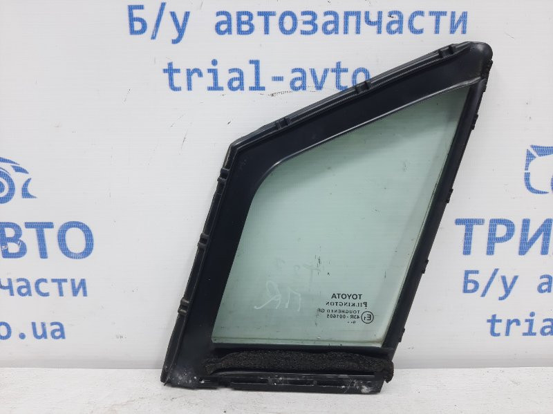 Стекло двери задней правой (форточка) Toyota Avensis T27 1.8 БЕНЗИН 2ZRFAE 2009 (б/у) Київ - зображення 2
