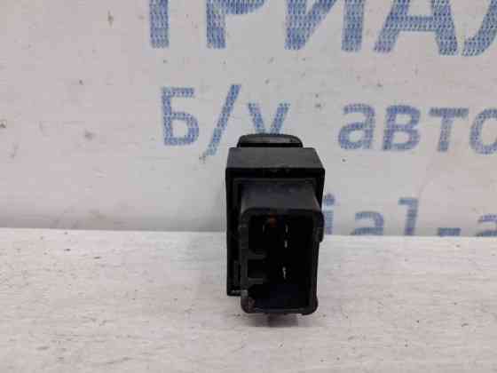 Кнопка стеклоподъемника Kia Sorento 2002-2011 935753E010BL (Арт. 61903) Київ