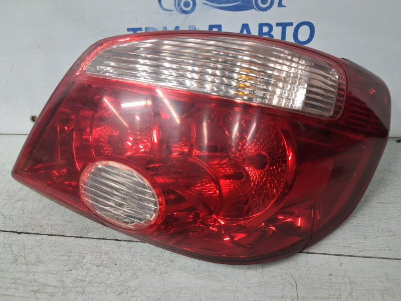 Фонарь задний внешний правый Mitsubishi Outlander 2003-2006 8330A288 (Арт. 59856) Київ - зображення 1