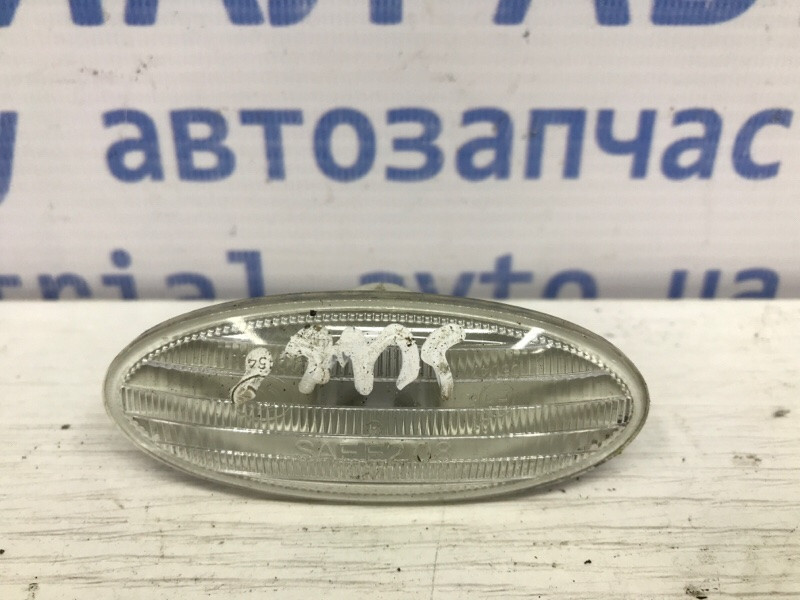 Повторитель поворотника Nissan Juke F15 1.6 TURBO MR16DDT 2010 (б/у) Киев - изображение 1