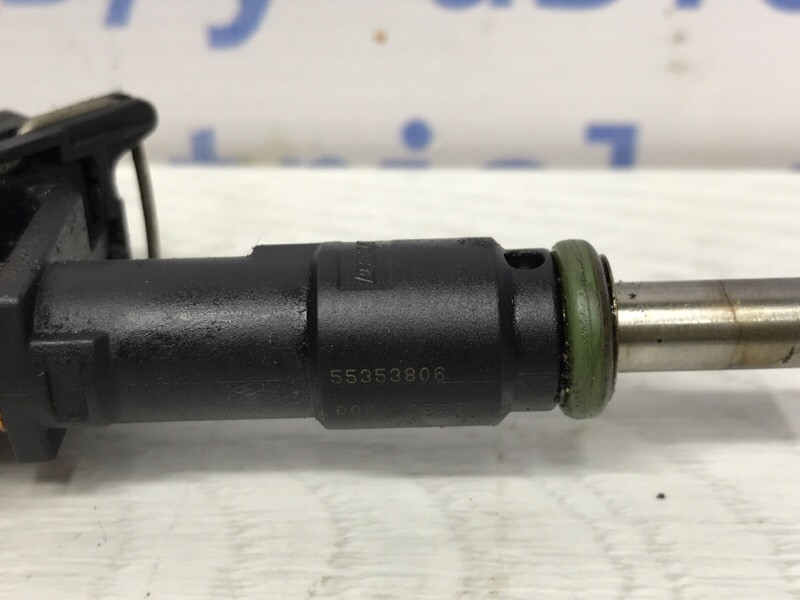 Форсунка топливная Chevrolet Cruze J300 1.8 2009 (б/у) Київ - зображення 3