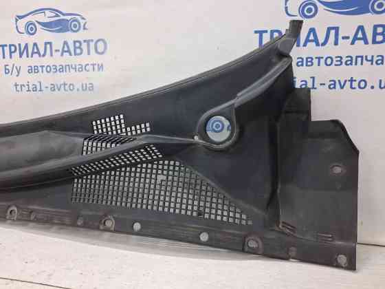 Дефлектор дворников Kia Sorento 2002-2011 861503E500 (Арт. 67753) Киев