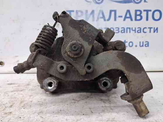 Суппорт задний правый Toyota Auris E150 1.6 БЕНЗИН 1ZRFAE 2006 (б/у) Київ