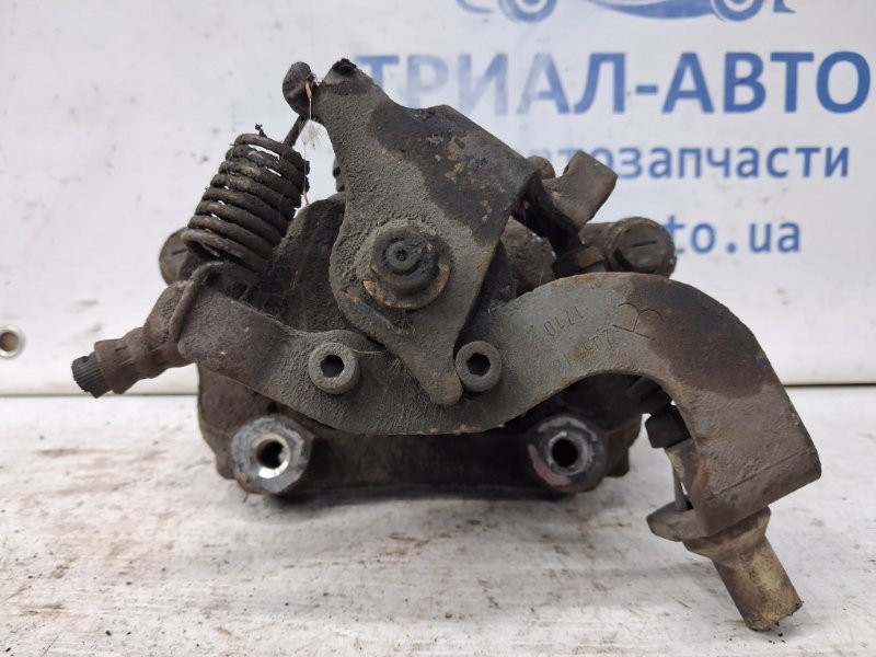 Суппорт задний правый Toyota Auris 2006-2012 4783002100 (Арт. 63983) Київ - зображення 3