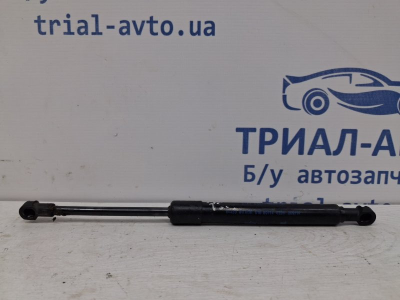 Амортизатор крышки багажника Infiniti Q50 V37 2.2 DIESEL OM651 2013 (б/у) Киев - изображение 1