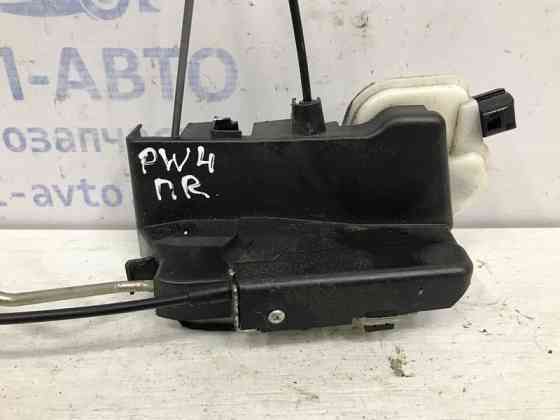 Замок двери передний правый Mitsubishi Pajero Wagon 4 3.2 ДИЗЕЛЬ 4M41 2006 (б/у) Київ