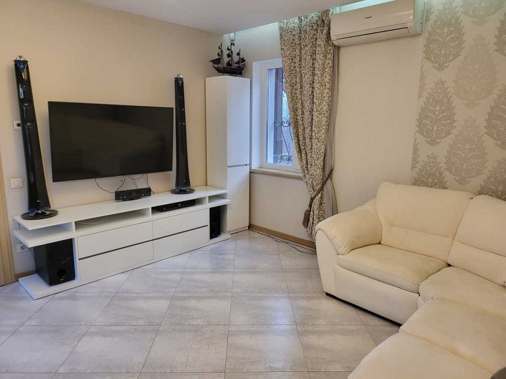 долгосрочная аренда 4-к дом Киев, Оболонский, 54000 грн./мес. Киев - изображение 1