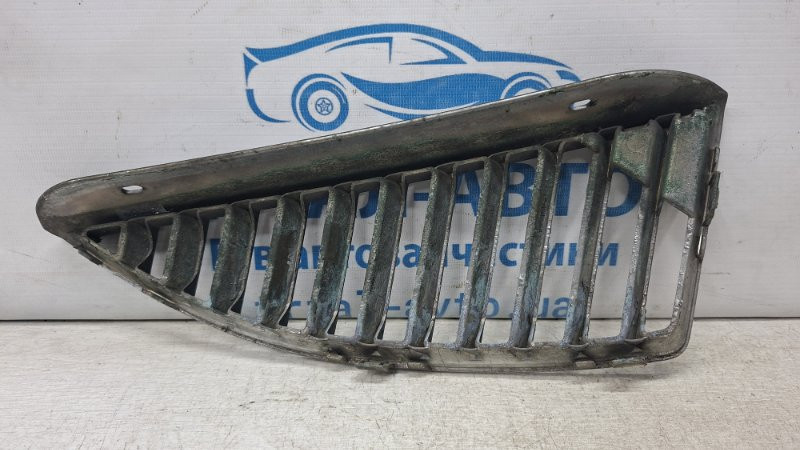 Решетка радиатора Mitsubishi Lancer 9 1.6 БЕНЗИН 4G18 2003 лев. (б/у) Киев - изображение 4