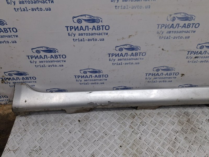 Накладка порога внешняя правая Toyota Camry 40 2.4 БЕНЗИН 2AZFE 2006 (б/у) Киев - изображение 2