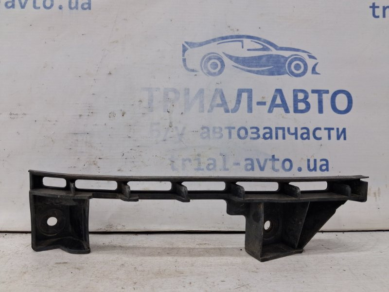 Кронштейн бампера передний правый Volkswagen Caddy 2K 1.9 DIESEL BJB 2003 (б/у) Київ - зображення 2