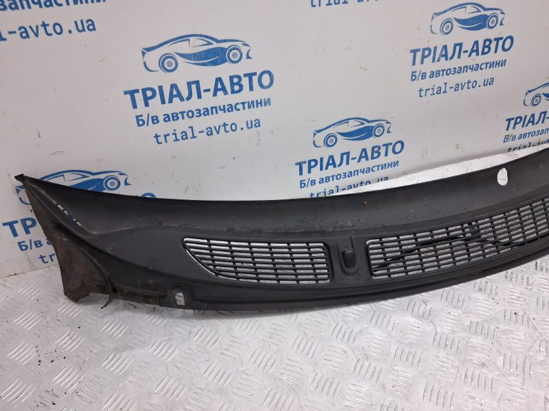 Дефлектор дворников Skoda Fabia 5J 1.4 DIESEL 2007 (б/у) Київ - зображення 2