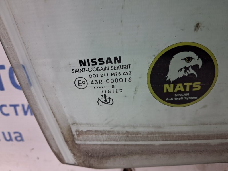 Стекло двери переднее правое Nissan Pathfinder R51 2.5 DIESEL YD25DDTI 2004 (б/у) Київ - зображення 3
