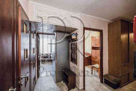 продажа 3-к квартира Киев, Днепровский, 70000 $ Київ