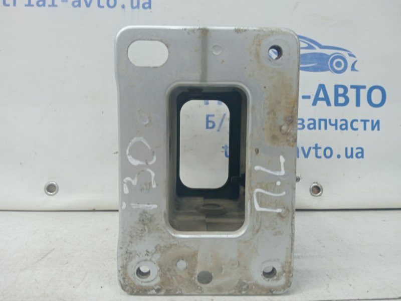 Кронштейн усилителя переднего бампера Hyundai I30 2007-2012 647102L000 (Арт. 61679) Киев - изображение 2