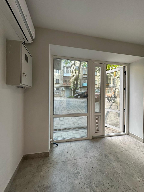 Приміщення в центрі міста під офіс або салон Івано-Франківськ - зображення 1