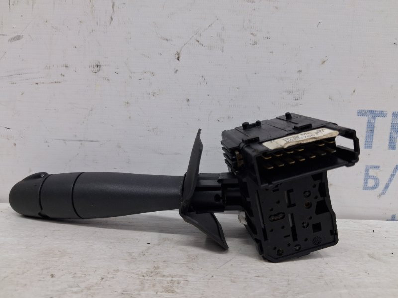 Переключатель подрулевой правый(дворники) Dacia Duster HS 1.5 DIESEL K9K 2010 (б/у) Киев - изображение 3