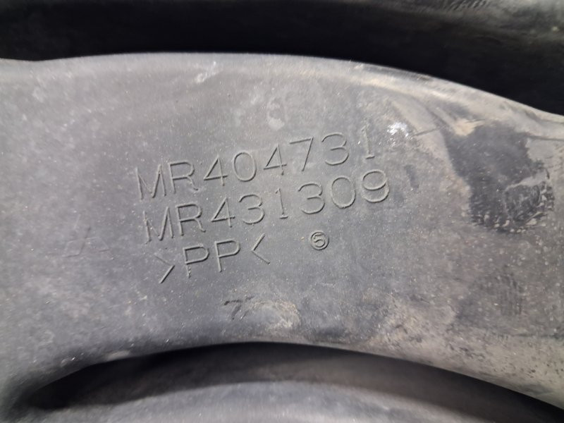 Воздухозаборник Mitsubishi Pajero Wagon 1999-2006 MR404731 (Арт. 71085) Київ - зображення 4