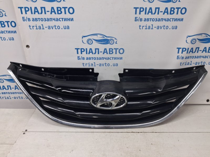 Решетка радиатора Hyundai Sonata YF 2.4 БЕНЗИН G4KJ 2010 (б/у) Киев - изображение 1