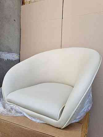 Крісло Мурат бежева екошкіра Дніпро