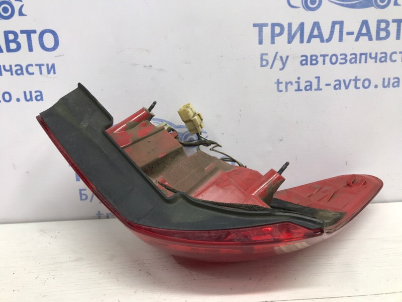 Фонарь задний внешний правый Toyota Rav 4 A30 2.0 БЕНЗИН 1AZFE 2006 (б/у) Київ - зображення 6